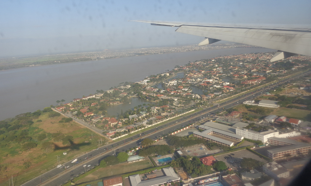 2014-08-28 Landung Guayaquil